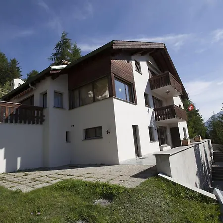 Chesa Flurigna First Floor *