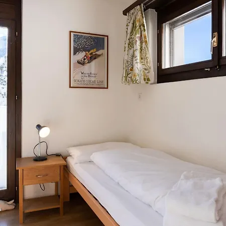 Apartment Chesa Flurigna First Floor