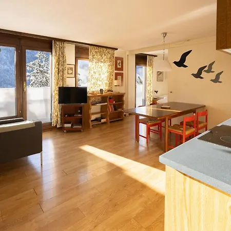 Chesa Flurigna First Floor